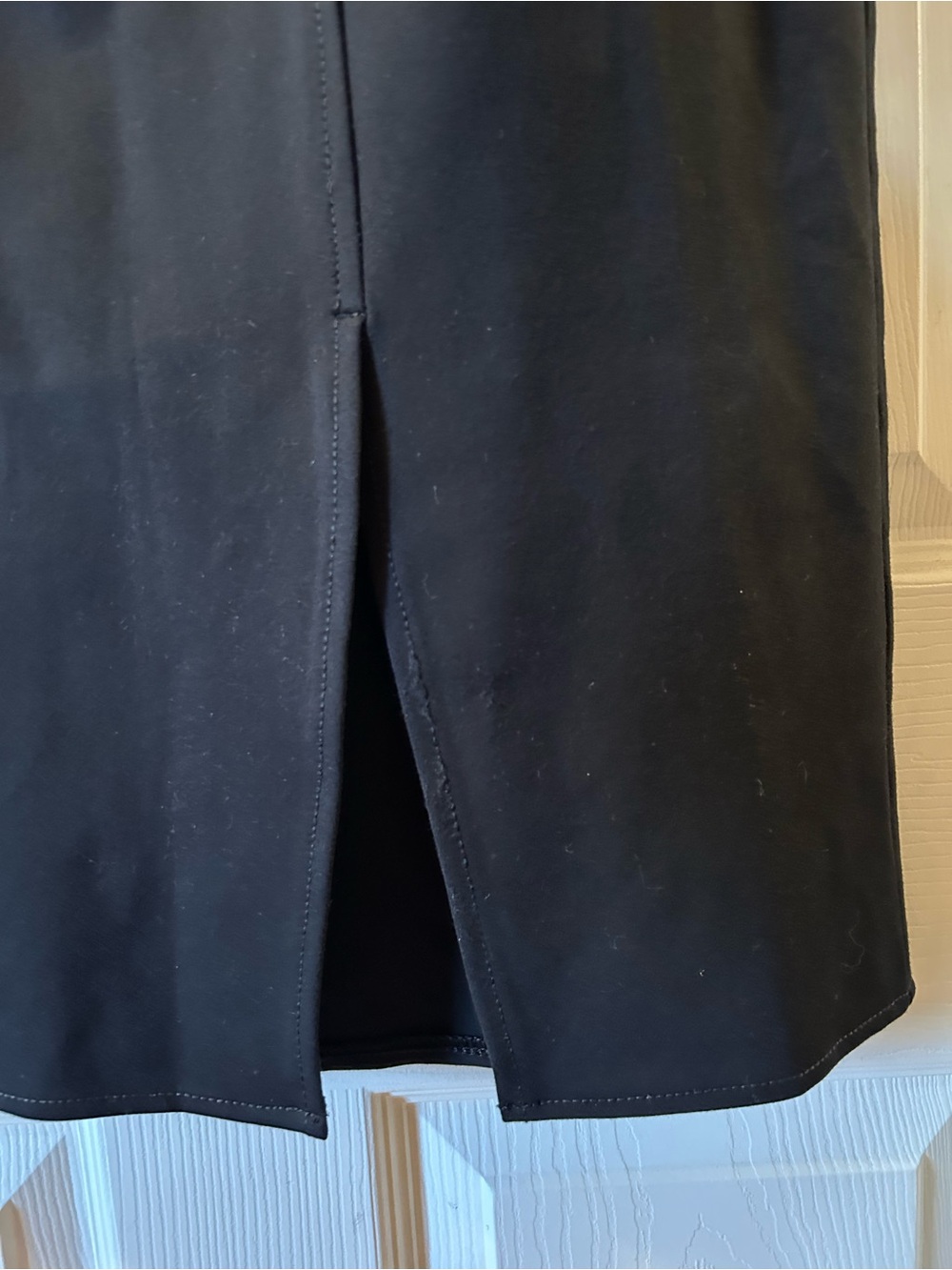 Worthington XL Black Ponte Stretch Pencil Skirt w/Front Slit NWT - Picture 4 of 6